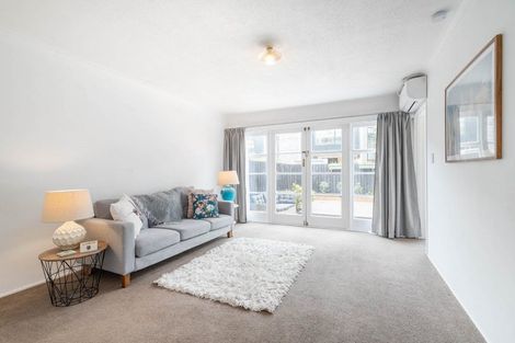 Photo of property in 2/53 Mathesons Road, Phillipstown, Christchurch, 8011