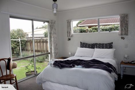 Photo of property in 54 Kowhai Street, Hamilton Lake, Hamilton, 3204