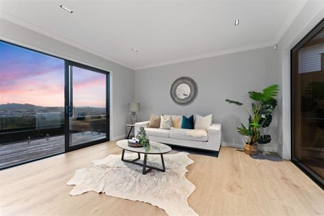 Photo of property in 10 Silverhill Lane, Silverdale, 0932