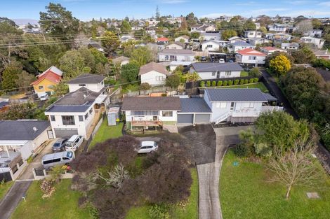 Photo of property in 2/321 Triangle Road, Massey, Auckland, 0614