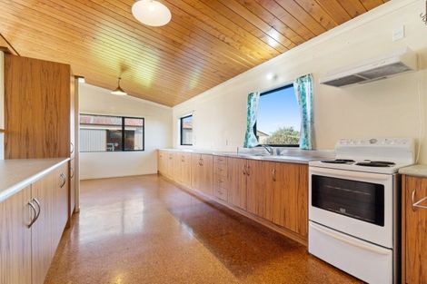 Photo of property in 52 Racecourse Road, Te Aroha, 3393