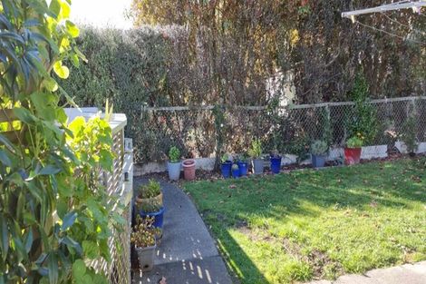 Photo of property in 2 Winiata Place, Otaki, 5512