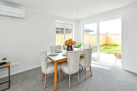 Photo of property in 10 Uatoto Road, Clarks Beach, 2122