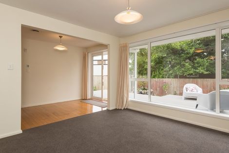 Photo of property in 2/14a Garreg Road, Fendalton, Christchurch, 8052