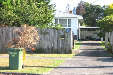 Photo of property in 1/5 Willerton Avenue, New Lynn, Auckland, 0600