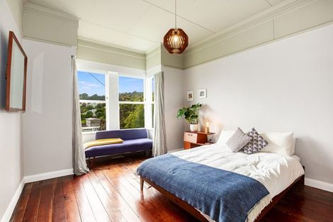 Photo of property in 5 Burwah Street, Berhampore, Wellington, 6023