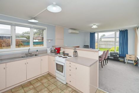 Photo of property in 103 Bassett Street, Burwood, Christchurch, 8083