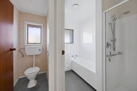 Photo of property in 1/145 Tukapa Street, Westown, New Plymouth, 4310