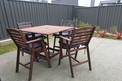 Photo of property in 27 Kaki Drive, Kenepuru, Porirua, 5022