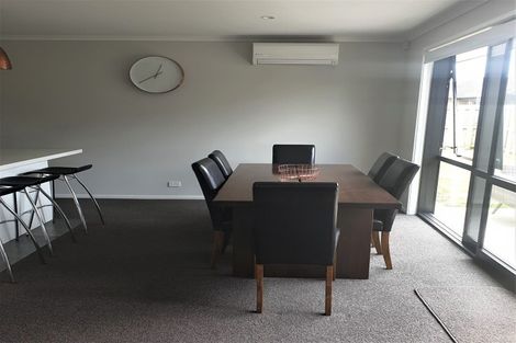 Photo of property in 5 O Ruamano Crescent, Pukekohe, 2120