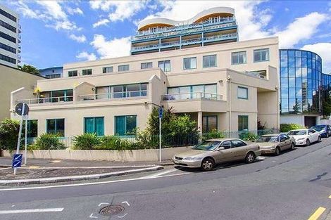 Photo of property in Santa Fe, 2/21 Day Street, Auckland Central, Auckland, 1010