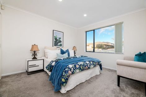 Photo of property in 1 Northridge Terrace, Massey, Auckland, 0614