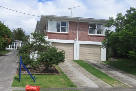 Photo of property in 2/6 Corunna Road, Milford, Auckland, 0620