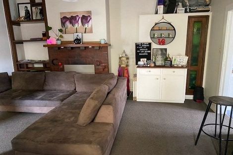 Photo of property in 1100 Karamu Road North, Mayfair, Hastings, 4122