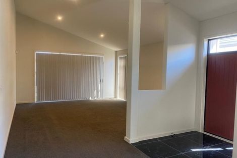 Photo of property in 5 Vigour Lane, Papakura, 2110