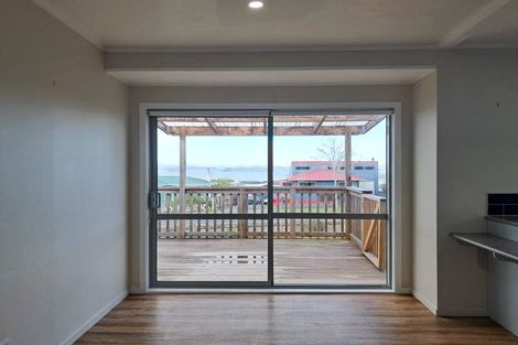 Photo of property in 33 West View Crescent, Onerahi, Whangarei, 0110