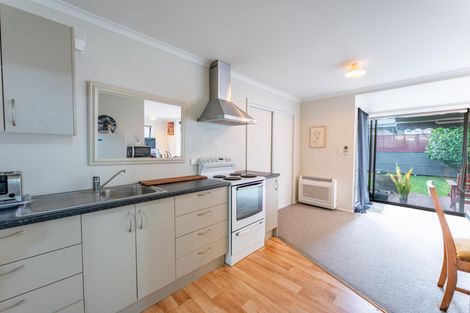 Photo of property in 19 Oxford Street, West End, Timaru, 7910