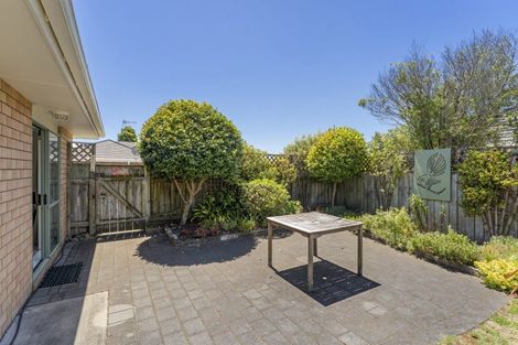 Photo of property in 19a Dennis Taylor Court, Paraparaumu, 5032