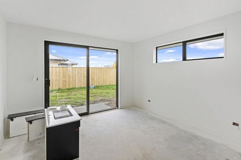 Photo of property in 10 Chambers Avenue, Woodend, 7610