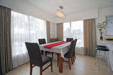 Photo of property in 107 Grande Vue Road, Hillpark, Auckland, 2102