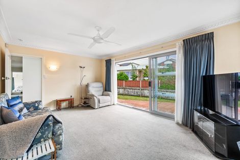 Photo of property in 120a Taylor Street, Blockhouse Bay, Auckland, 0600