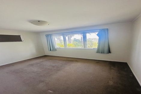 Photo of property in 105 Selwyn Crescent, Forrest Hill, Auckland, 0620