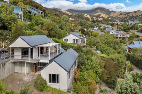 Photo of property in 19 Walnut Place, Akaroa, 7520