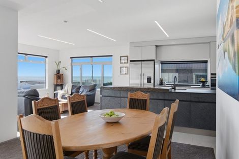 Photo of property in 21 Hine Street, New Plymouth, 4310