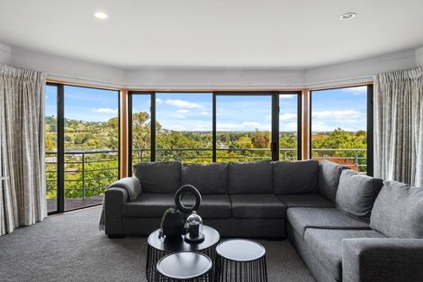 Photo of property in 12 Lucknow Place, Cashmere, Christchurch, 8022