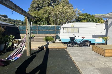 Photo of property in 9 Strathmore Avenue, Strathmore Park, Wellington, 6022