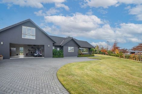 Photo of property in 63 Loch Views Road, Acacia Bay, Taupo, 3385