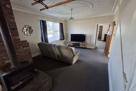 Photo of property in 63 Main Road, Clinton, 9534