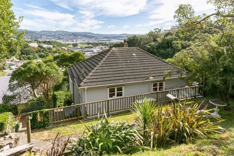 Photo of property in 22 Tannadyce Street, Strathmore Park, Wellington, 6022