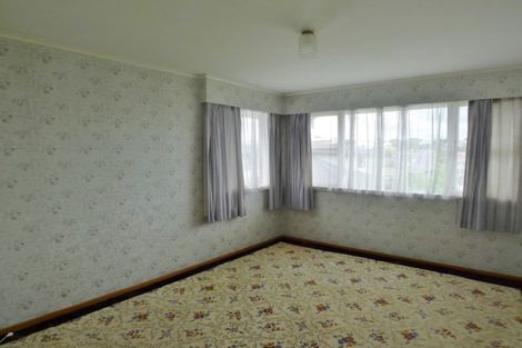 Photo of property in 58 Marlborough Avenue, Glenfield, Auckland, 0629