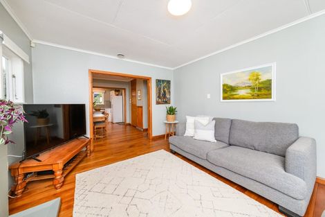 Photo of property in 7 Ihle Street, Terrace End, Palmerston North, 4410