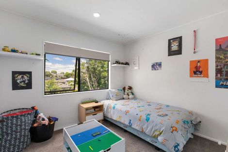 Photo of property in 55 Edgewater Parade, Waiuku, 2123