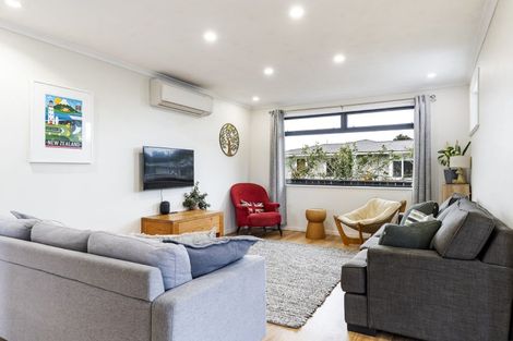 Photo of property in 209a Frankley Road, Frankleigh Park, New Plymouth, 4310