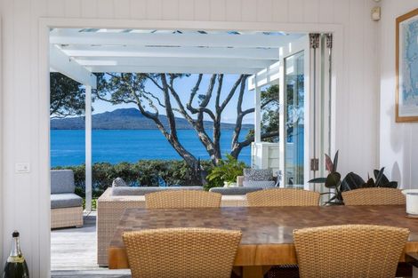 Photo of property in 24 Hamana Street, Narrow Neck, Auckland, 0622