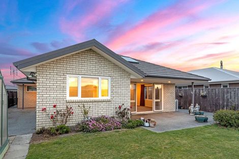 Photo of property in 12 Retallick Way, Amberley, 7410