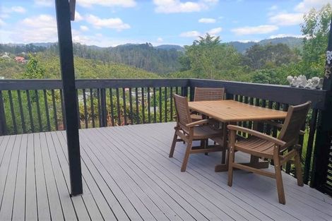 Photo of property in 2 Ridge Road, Tairua, 3508