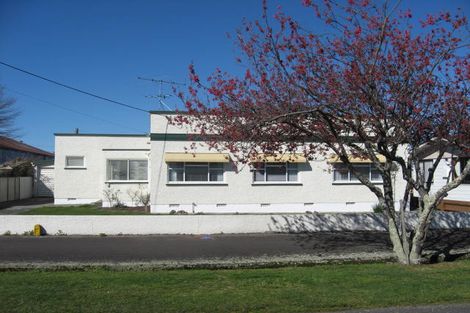 Photo of property in 5 Mckenzie Terrace, Carterton, 5713