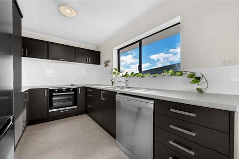 Photo of property in 44a Edgewater Parade, Waiuku, 2123