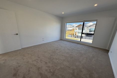 Photo of property in 32 Ridgehill Rise, Flat Bush, 2019