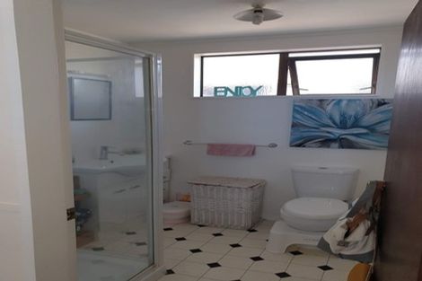 Photo of property in 14 Halladale Road, Papakowhai, Porirua, 5024