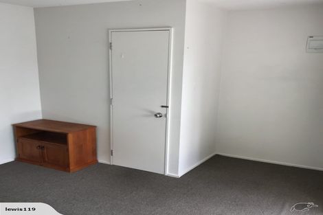 Photo of property in 21 Piko Crescent, Riccarton, Christchurch, 8041