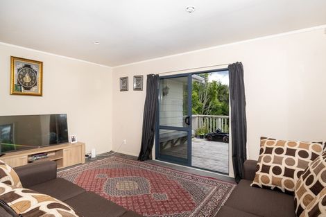 Photo of property in 71a Brunner Road, Glen Eden, Auckland, 0602