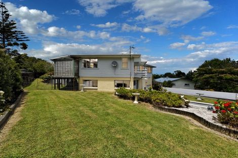 Photo of property in 22 Crompton Road, Massey, Auckland, 0614