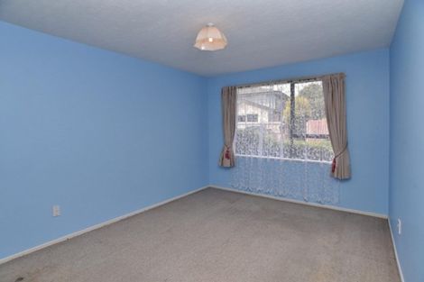 Photo of property in 2/6 Florance Place, Parklands, Christchurch, 8083