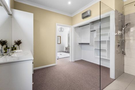 Photo of property in 25 Mission Road, Greenmeadows, Napier, 4112