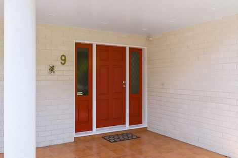 Photo of property in 9 Maple Lane, Waikanae, 5036